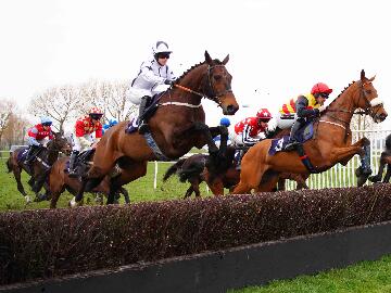 Wednesday Evening Jump Racing at Southwell Races